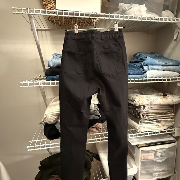 Distressed Jeans - Black - Picture 6 of 6